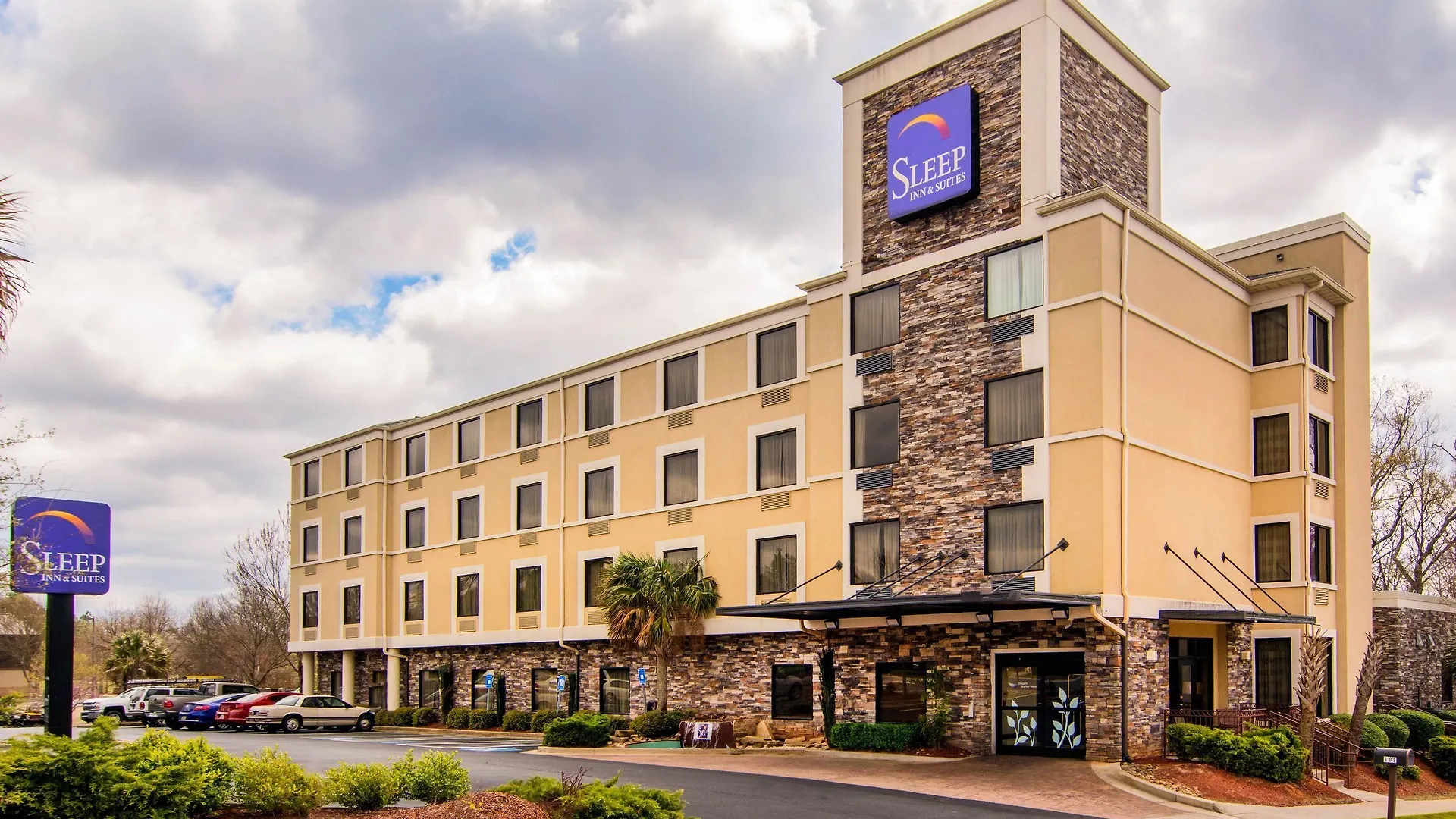 Staying in Georgia: 6 Sleep Inn Hotels Compared