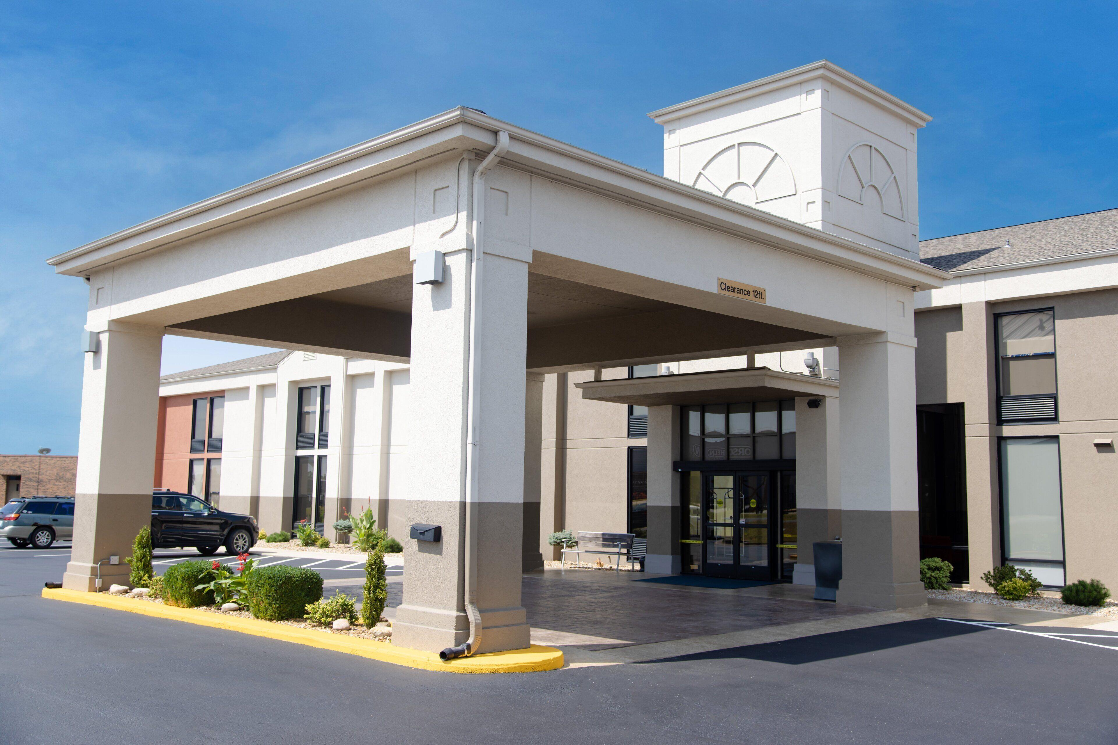 12 Smart Holiday Inn Express Hotels in Missouri Worth Booking